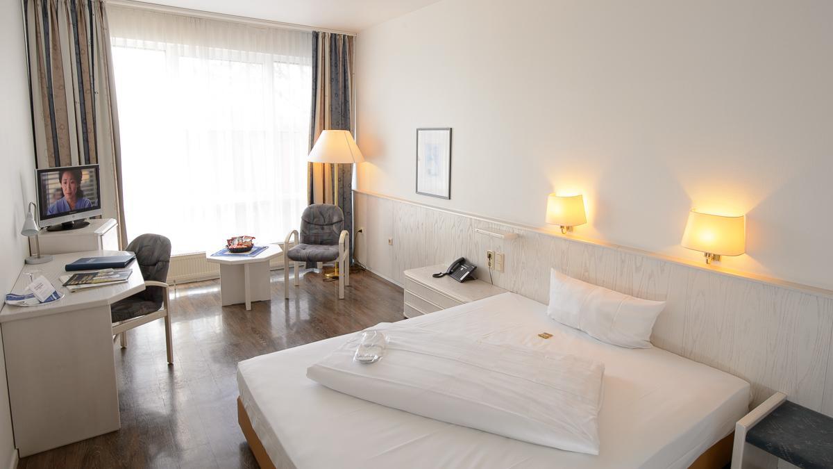 Euro Park Hotel Hennef Геннеф Екстер'єр фото
